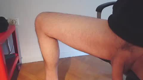 Snapshot of ezcoda chatting on 02/22/25, 12:08 EZCODA online show from 02/22/25, 12:08