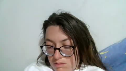 Snapshot of ezlngirl chatting on 07/13/26, 05:43 Aimee online show from 07/13/26, 05:43