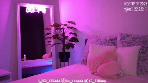 Ezra online show from 12/01/25, 10:15