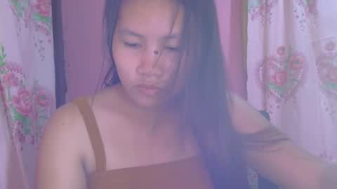 Snapshot of ezra_mae chatting on 09/16/25, 02:01 ezra_mae online show from 09/16/25, 02:01