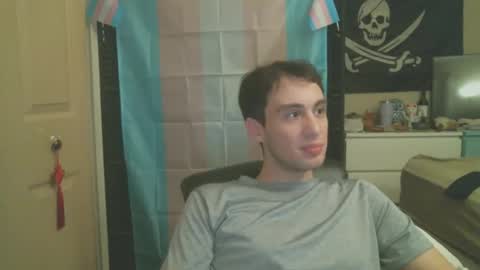 Ezra Naamah online show from 01/01/25, 05:11