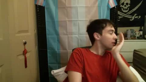 Ezra Naamah online show from 01/06/25, 12:05