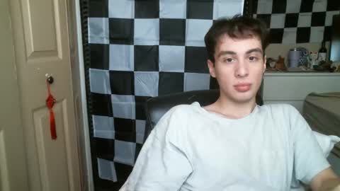 Ezra Naamah online show from 01/11/25, 04:57