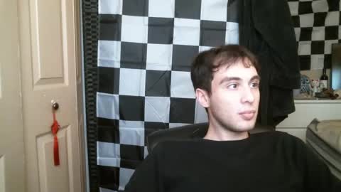 Ezra Naamah online show from 01/17/25, 10:12