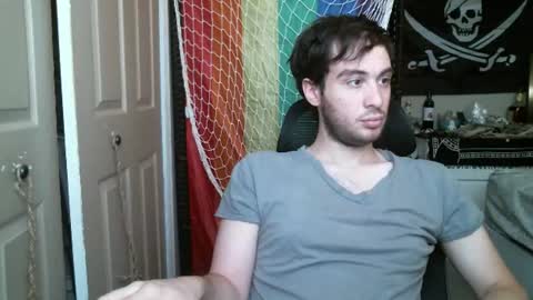 Ezra Naamah online show from 06/25/26, 12:09