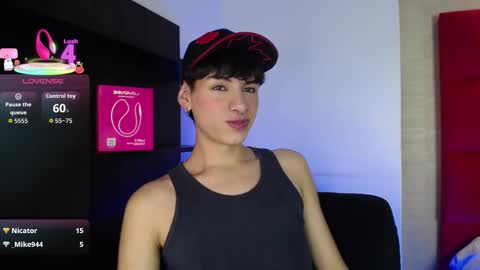 Snapshot of ezra_storm chatting on 09/23/25, 05:43 Juan online show from 09/23/25, 05:43