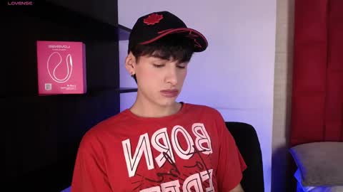 Snapshot of ezra_storm chatting on 09/29/25, 05:01 Juan online show from 09/29/25, 05:01