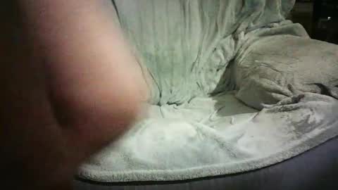 Snapshot of ezyleigh chatting on 01/07/25, 11:37 Grant something something something something something online show from 01/07/25, 11:37