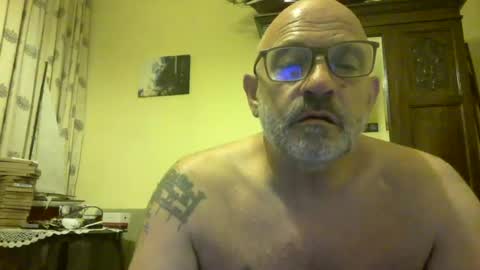 f1zzeek online show from 07/10/26, 12:26