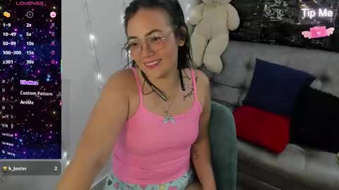 camila online show from 12/02/25, 12:27