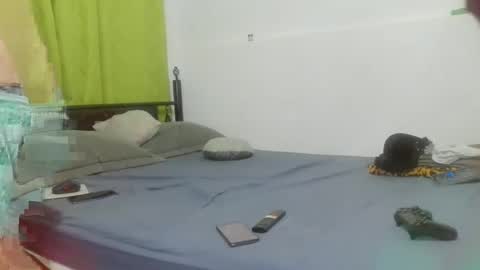 fabia467023 online show from 11/02/25, 11:29