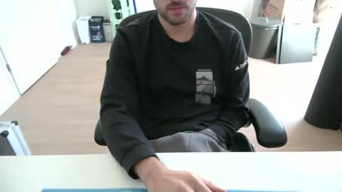 Call me bitch online show from 11/13/25, 11:09