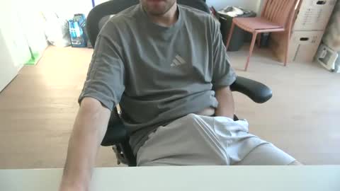 Call me bitch online show from 04/22/26, 05:25