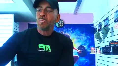 fabxxxl online show from 10/04/25, 11:41