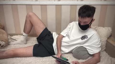 Snapshot of faceless_man20 chatting on 02/14/25, 01:51 faceless online show from 02/14/25, 01:51