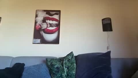 Dennis online show from 11/07/25, 09:42