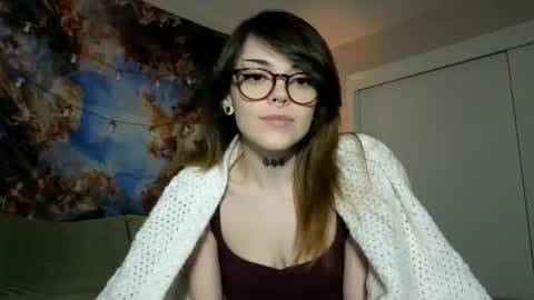 Faerie 3 online show from 02/06/25, 04:21