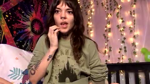 Faerie 3 online show from 09/24/25, 11:41