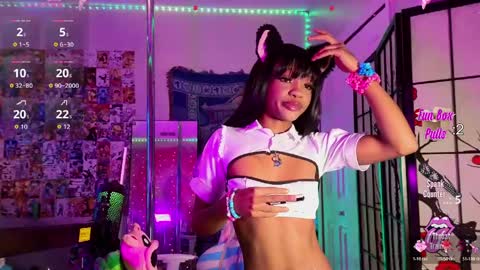 Fae and Cheta online show from 05/20/26, 10:21