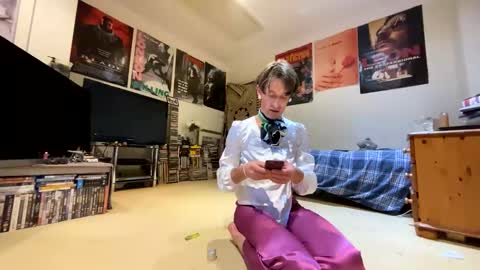 Snapshot of fagboysissy chatting on 10/22/25, 01:44 fagboysissy online show from 10/22/25, 01:44