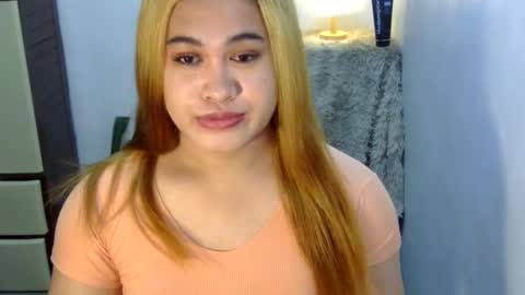 Snapshot of fairy_cuddle chatting on 03/15/26, 06:25 call me shanaia online show from 03/15/26, 06:25