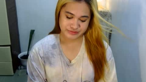 Snapshot of fairy_cuddle chatting on 03/18/26, 09:51 call me shanaia online show from 03/18/26, 09:51