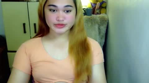 Snapshot of fairy_cuddle chatting on 04/08/26, 11:27 call me shanaia online show from 04/08/26, 11:27