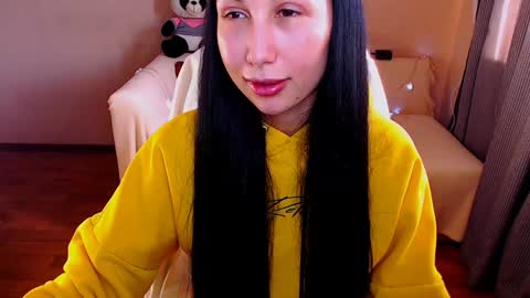 Elli  online show from 12/09/24, 11:47