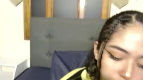 Marie online show from 09/11/25, 02:55