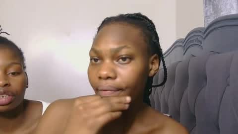 fairy_pearl online show from 07/28/26, 04:16