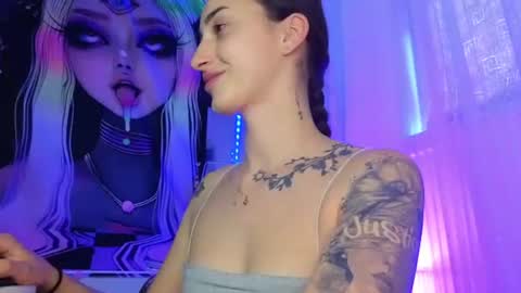 Marrie online show from 07/11/26, 04:32