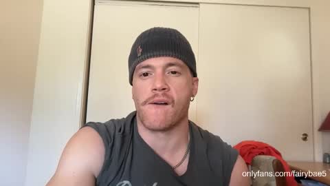 Travis online show from 10/31/25, 07:37