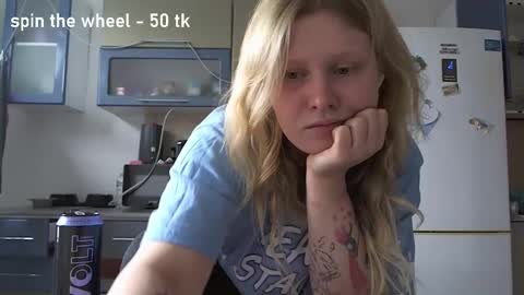 Snapshot of fairydreams_ chatting on 10/02/25, 10:00 Arisha online show from 10/02/25, 10:00