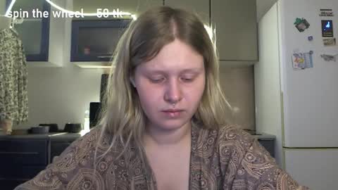 Snapshot of fairydreams_ chatting on 10/08/25, 03:31 Arisha online show from 10/08/25, 03:31