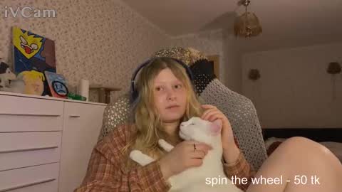 Snapshot of fairydreams_ chatting on 11/13/25, 10:52 Arisha online show from 11/13/25, 10:52