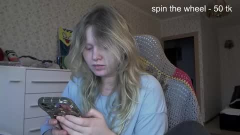 Snapshot of fairydreams_ chatting on 12/01/25, 09:36 Arisha online show from 12/01/25, 09:36