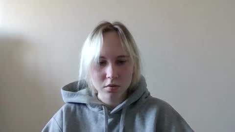 Snapshot of fairyfeller_ chatting on 10/23/25, 09:08 fairyfeller_ online show from 10/23/25, 09:08