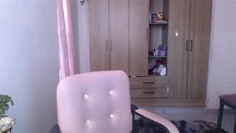 fairylatin online show from 12/15/24, 12:06