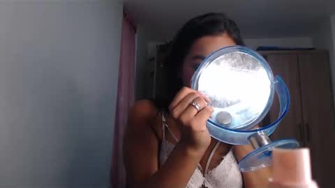 fairylatin online show from 01/01/25, 11:05