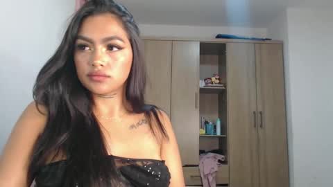 fairylatin online show from 01/04/25, 11:00