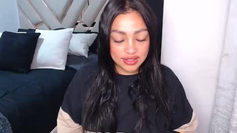 fairylatin online show from 10/17/25, 09:12