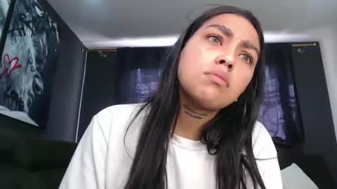 Snapshot of fairylatin chatting on 12/03/25, 02:04 fairylatin online show from 12/03/25, 02:04