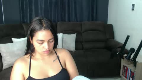 Snapshot of fairylatin chatting on 12/04/25, 11:52 fairylatin online show from 12/04/25, 11:52