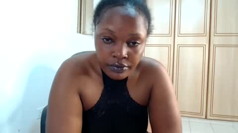Snapshot of faithokoyo480 chatting on 05/23/26, 08:07 raysa4421 online show from 05/23/26, 08:07