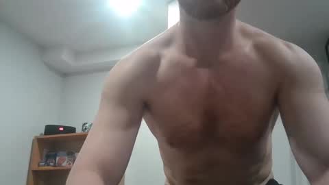 Snapshot of faizerback chatting on 05/02/26, 08:36 so horny make me cum online show from 05/02/26, 08:36