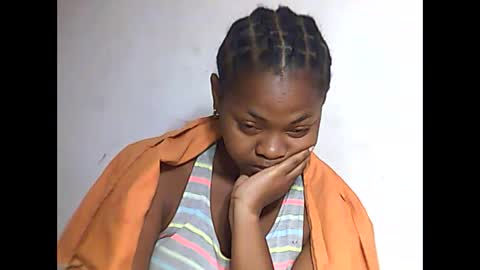 Snapshot of falielyse chatting on 09/13/25, 05:07 falielyse online show from 09/13/25, 05:07