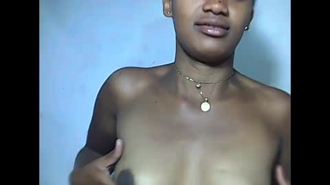 Snapshot of falielyse chatting on 09/13/25, 10:20 falielyse online show from 09/13/25, 10:20