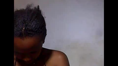 Snapshot of falielyse chatting on 10/01/25, 09:21 falielyse online show from 10/01/25, 09:21