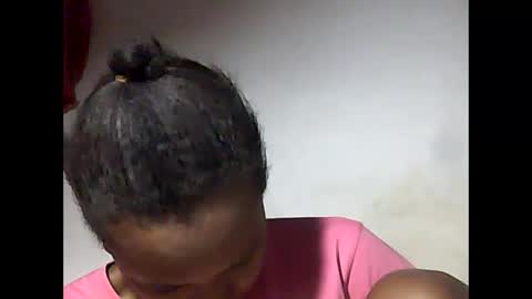 Snapshot of falielyse chatting on 10/04/25, 07:39 falielyse online show from 10/04/25, 07:39