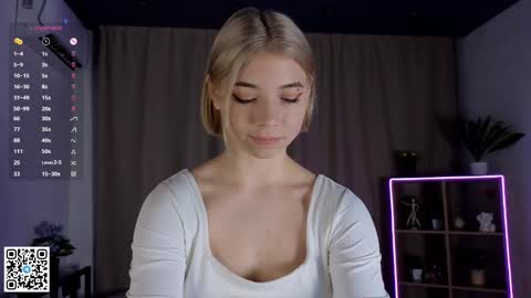 Emilia online show from 01/24/25, 04:16